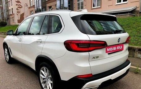 BMW X5, 2019 год, 4 250 000 рублей, 2 фотография