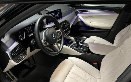 BMW 5 серия, 2018 год, 3 990 000 рублей, 8 фотография