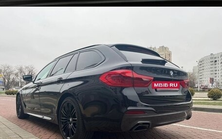 BMW 5 серия, 2018 год, 3 990 000 рублей, 3 фотография