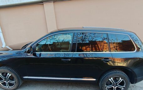 Volkswagen Touareg III, 2005 год, 1 700 000 рублей, 5 фотография