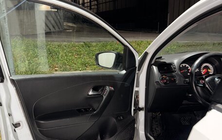 Volkswagen Polo VI (EU Market), 2018 год, 430 000 рублей, 8 фотография