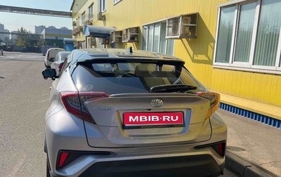 Toyota C-HR I рестайлинг, 2019 год, 2 000 000 рублей, 1 фотография
