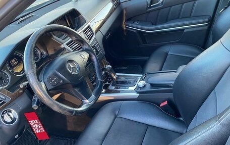Mercedes-Benz E-Класс, 2011 год, 990 000 рублей, 7 фотография