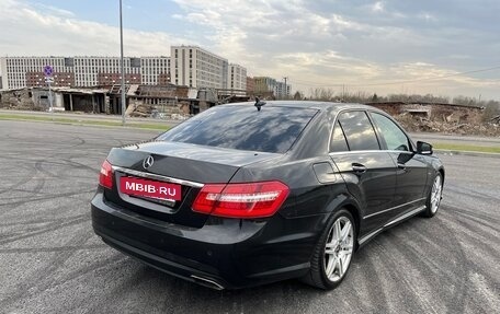 Mercedes-Benz E-Класс, 2011 год, 1 420 000 рублей, 3 фотография