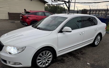 Skoda Superb III рестайлинг, 2011 год, 1 250 000 рублей, 3 фотография