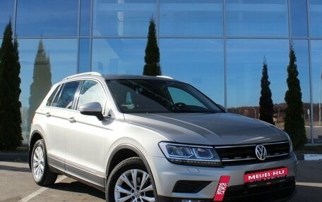 Volkswagen Tiguan II, 2017 год, 2 330 000 рублей, 3 фотография