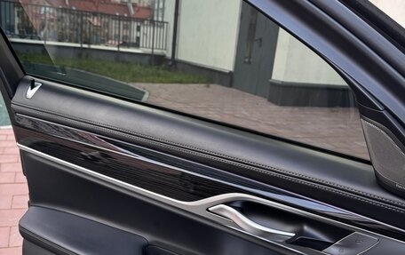 BMW 7 серия, 2018 год, 4 750 000 рублей, 11 фотография