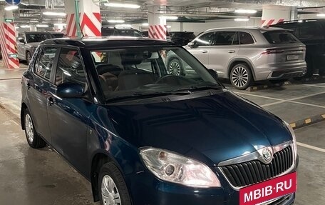 Skoda Fabia II, 2011 год, 680 000 рублей, 2 фотография