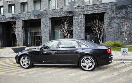 Audi A8, 2010 год, 1 900 000 рублей, 2 фотография