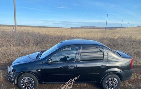 Renault Logan I, 2013 год, 450 000 рублей, 2 фотография