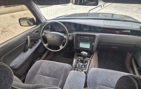 Toyota Crown, 1997 год, 1 900 000 рублей, 2 фотография