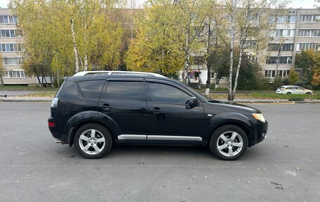 Mitsubishi Outlander III рестайлинг 3, 2008 год, 790 000 рублей, 4 фотография
