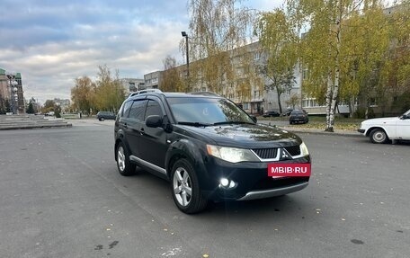 Mitsubishi Outlander III рестайлинг 3, 2008 год, 790 000 рублей, 3 фотография
