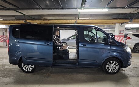Ford Tourneo Custom I рестайлинг, 2021 год, 3 650 000 рублей, 5 фотография