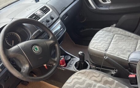 Skoda Fabia II, 2008 год, 230 000 рублей, 2 фотография