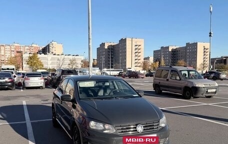 Volkswagen Polo VI (EU Market), 2016 год, 550 000 рублей, 2 фотография