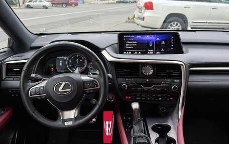 Lexus RX IV рестайлинг, 2019 год, 3 000 000 рублей, 7 фотография