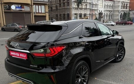 Lexus RX IV рестайлинг, 2019 год, 3 000 000 рублей, 5 фотография