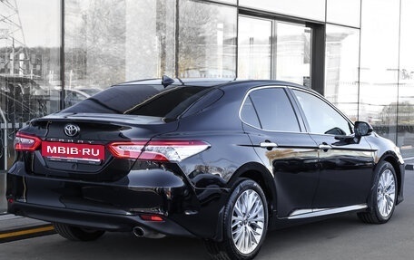 Toyota Camry, 2020 год, 2 998 000 рублей, 5 фотография