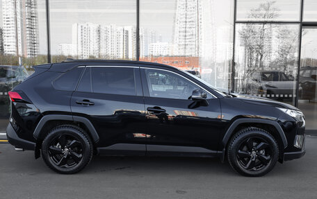 Toyota RAV4, 2021 год, 3 498 000 рублей, 4 фотография