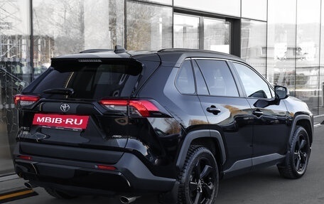 Toyota RAV4, 2021 год, 3 498 000 рублей, 5 фотография