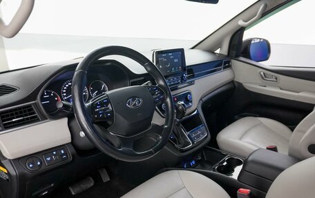 Hyundai Grand Starex Grand Starex I рестайлинг 2, 2018 год, 4 677 895 рублей, 6 фотография