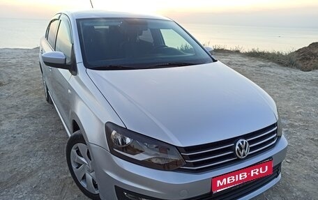 Volkswagen Polo VI (EU Market), 2016 год, 990 000 рублей, 2 фотография