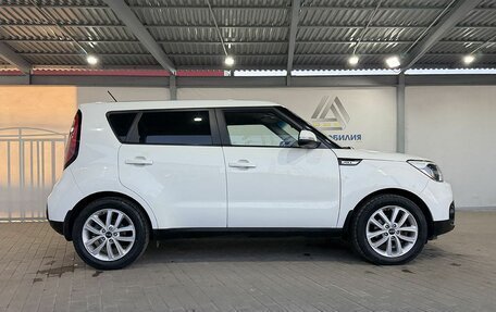 KIA Soul II рестайлинг, 2018 год, 1 649 000 рублей, 6 фотография