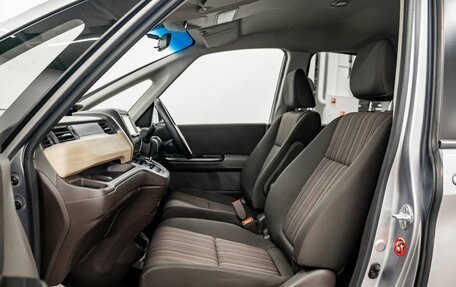 Honda Freed II, 2019 год, 1 695 000 рублей, 7 фотография