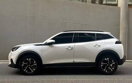 Peugeot 2008 II, 2023 год, 1 260 002 рублей, 3 фотография