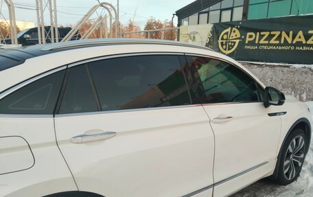 Volkswagen Tiguan II, 2020 год, 3 300 000 рублей, 13 фотография