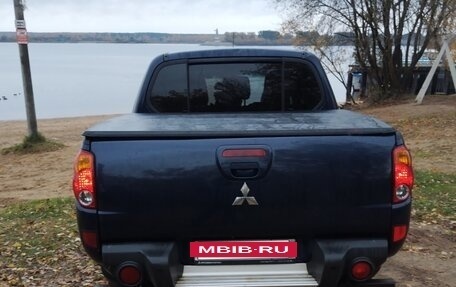 Mitsubishi L200 IV рестайлинг, 2011 год, 1 220 000 рублей, 5 фотография