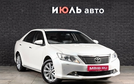 Toyota Camry, 2014 год, 1 840 000 рублей, 4 фотография