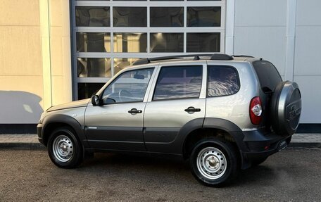 Chevrolet Niva I рестайлинг, 2011 год, 430 000 рублей, 3 фотография