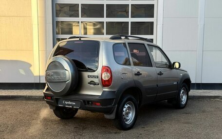 Chevrolet Niva I рестайлинг, 2011 год, 430 000 рублей, 5 фотография