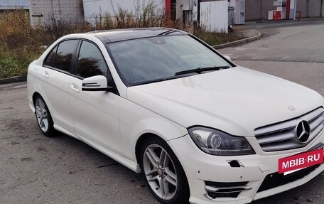 Mercedes-Benz C-Класс, 2011 год, 1 050 000 рублей, 6 фотография