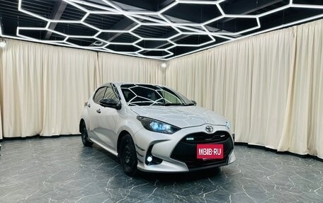 Toyota Yaris, 2020 год, 1 389 000 рублей, 8 фотография
