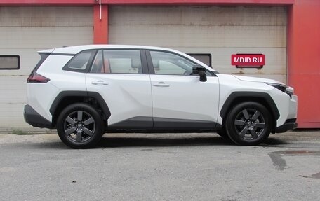 Toyota RAV4, 2026 год, 4 240 000 рублей, 2 фотография