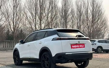 Peugeot 2008 II, 2022 год, 1 276 000 рублей, 4 фотография