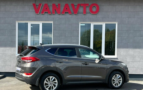 Hyundai Tucson III, 2017 год, 2 210 000 рублей, 5 фотография