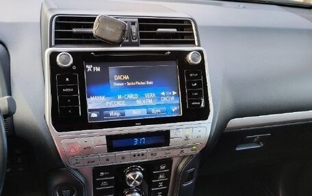 Toyota Land Cruiser Prado 150 рестайлинг, 2020 год, 6 950 000 рублей, 7 фотография