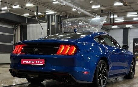 Ford Mustang VI рестайлинг, 2020 год, 3 990 000 рублей, 7 фотография