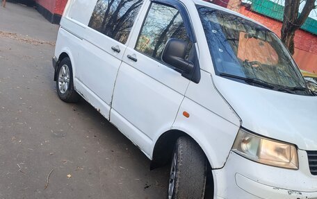 Volkswagen Transporter T5 рестайлинг, 2003 год, 465 000 рублей, 2 фотография