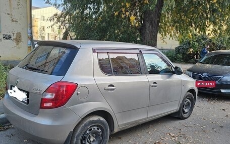 Skoda Fabia II, 2011 год, 410 000 рублей, 6 фотография