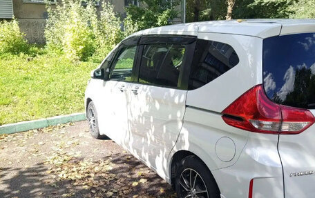 Honda Freed II, 2018 год, 1 550 000 рублей, 6 фотография
