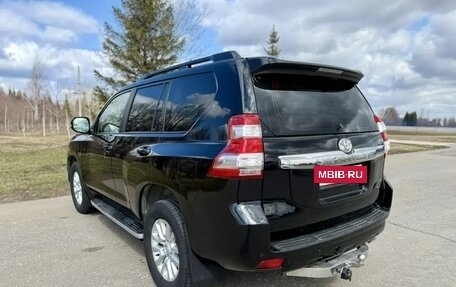 Toyota Land Cruiser Prado 150 рестайлинг, 2015 год, 3 940 000 рублей, 5 фотография