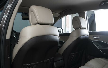 Hyundai Santa Fe III рестайлинг, 2016 год, 2 400 000 рублей, 10 фотография