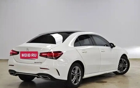 Mercedes-Benz A-Класс, 2022 год, 2 026 000 рублей, 3 фотография