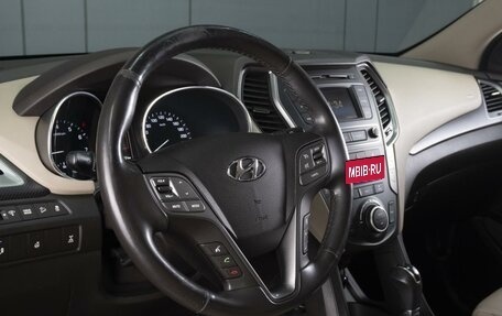 Hyundai Santa Fe III рестайлинг, 2016 год, 2 400 000 рублей, 11 фотография