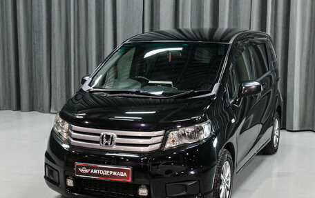 Honda Freed I, 2010 год, 875 000 рублей, 3 фотография